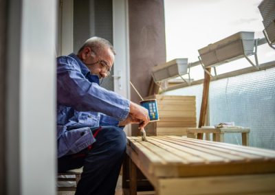 Proper wood care: How to protect furniture, floorboards and wooden components